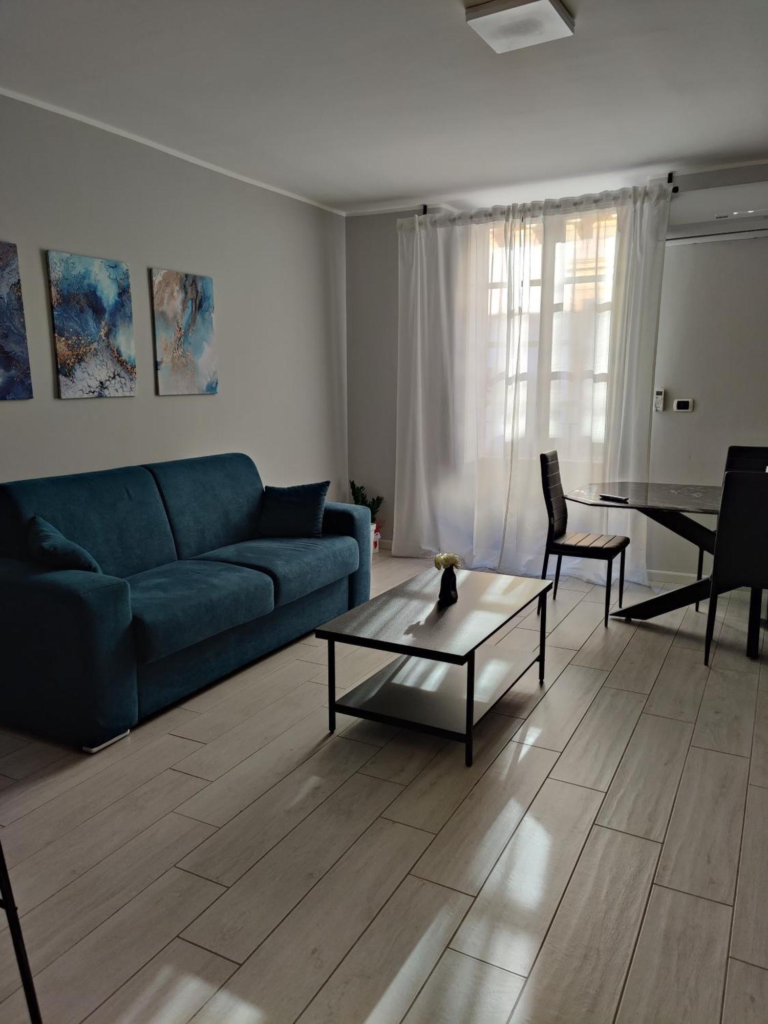 Delph'S House Apartman Catania-Fontanarossai nemzetközi repülőtér Kültér fotó